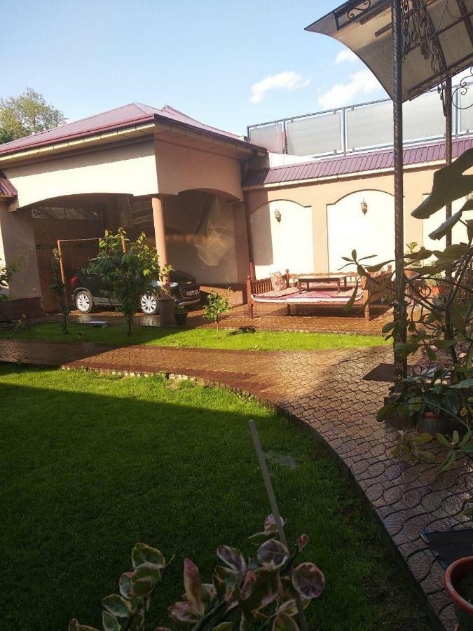 Happy House Hotel Salor Ngoại thất bức ảnh